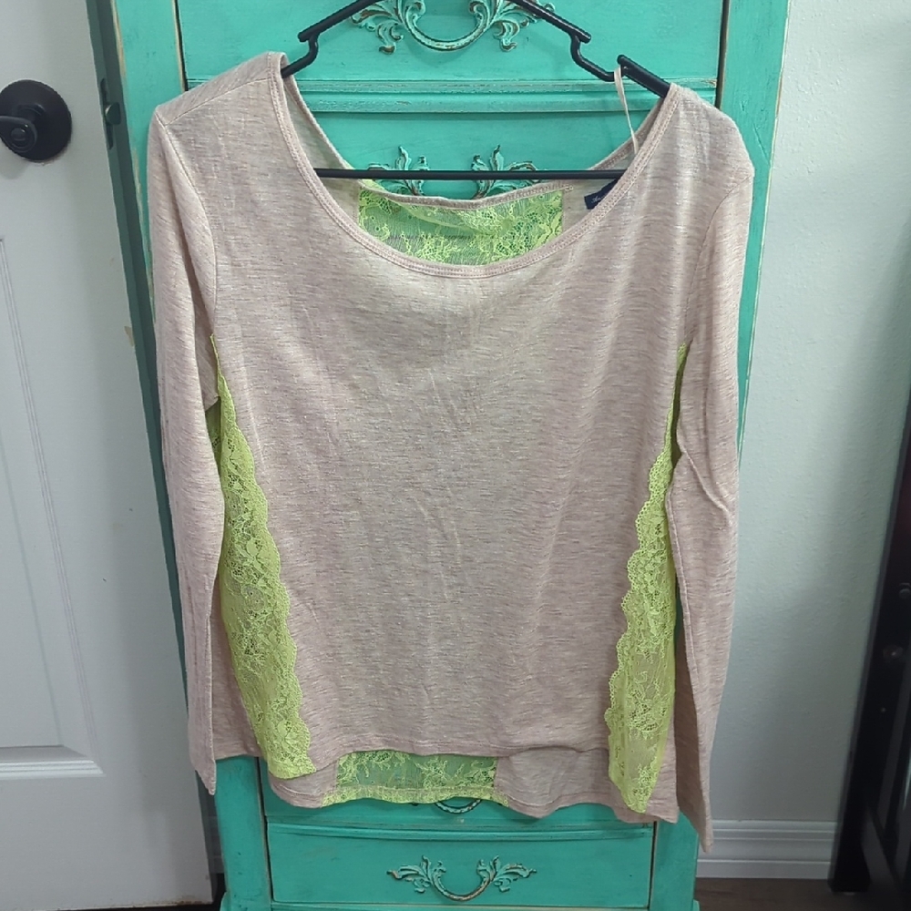 American Eagle Outfitters Cream Asymmetrical Long Sleeve Blouse